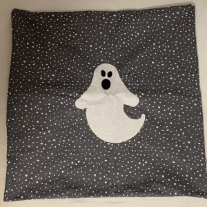 Kussen Halloween grijs met stip en spook