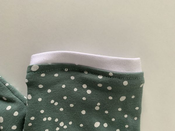 Jurkje met korte mouwen oudgroen met witte stippen - Afbeelding 4
