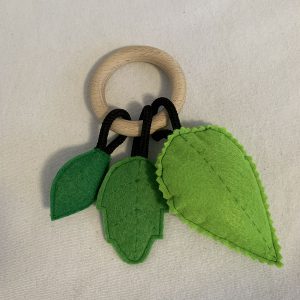 Bijtring rammelaar blad groen