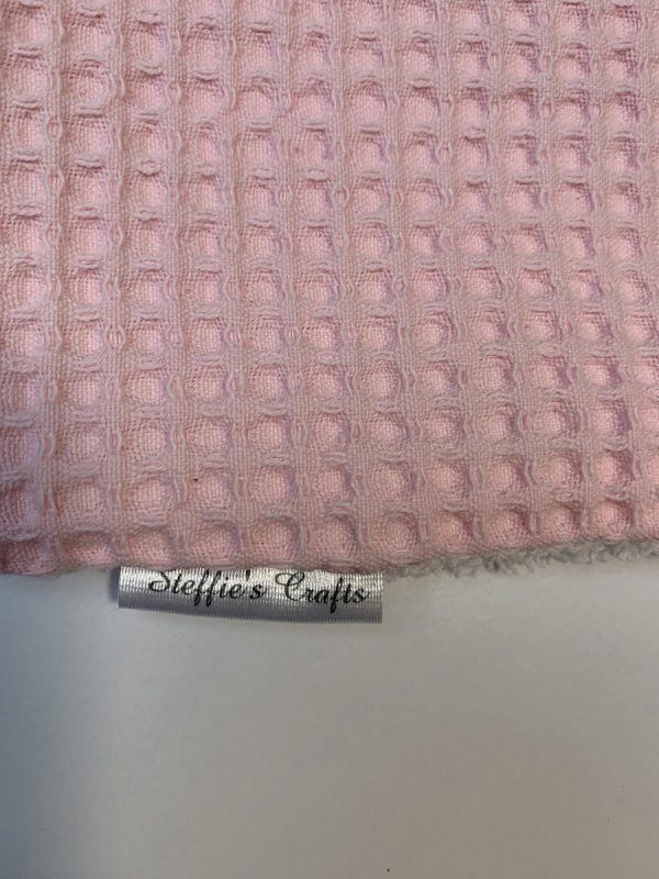 Spuugdoekje wit licht roze - Afbeelding 2
