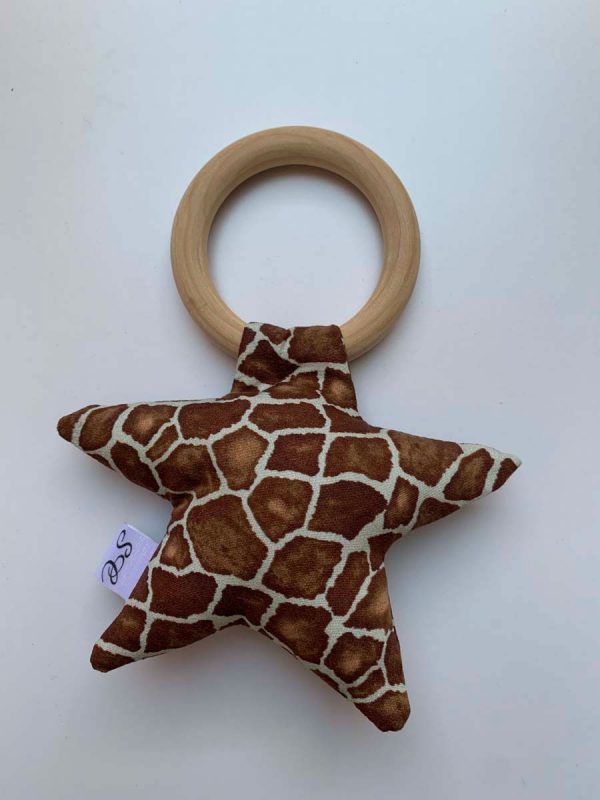 Rammelaar bijtring ster giraffenprint