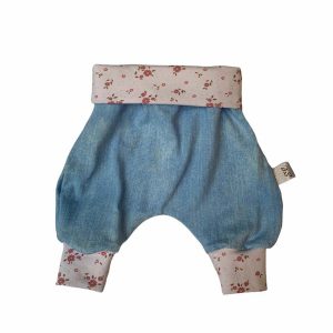 Nicu broekje uni jeans met bloemetjes