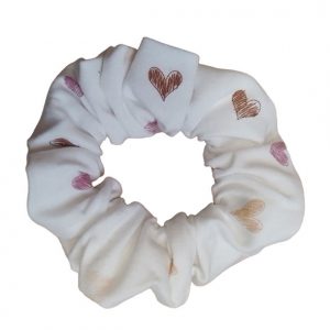 Scrunchy wit hartjes