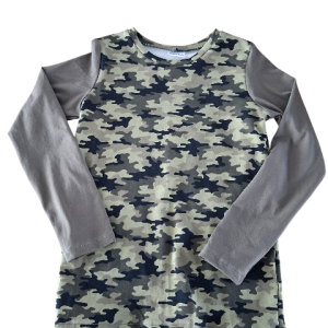 Shirt lange mouw olijfgroen en camouflage romp