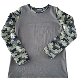 Shirt lange mouw camouflage en olijfgroen romp